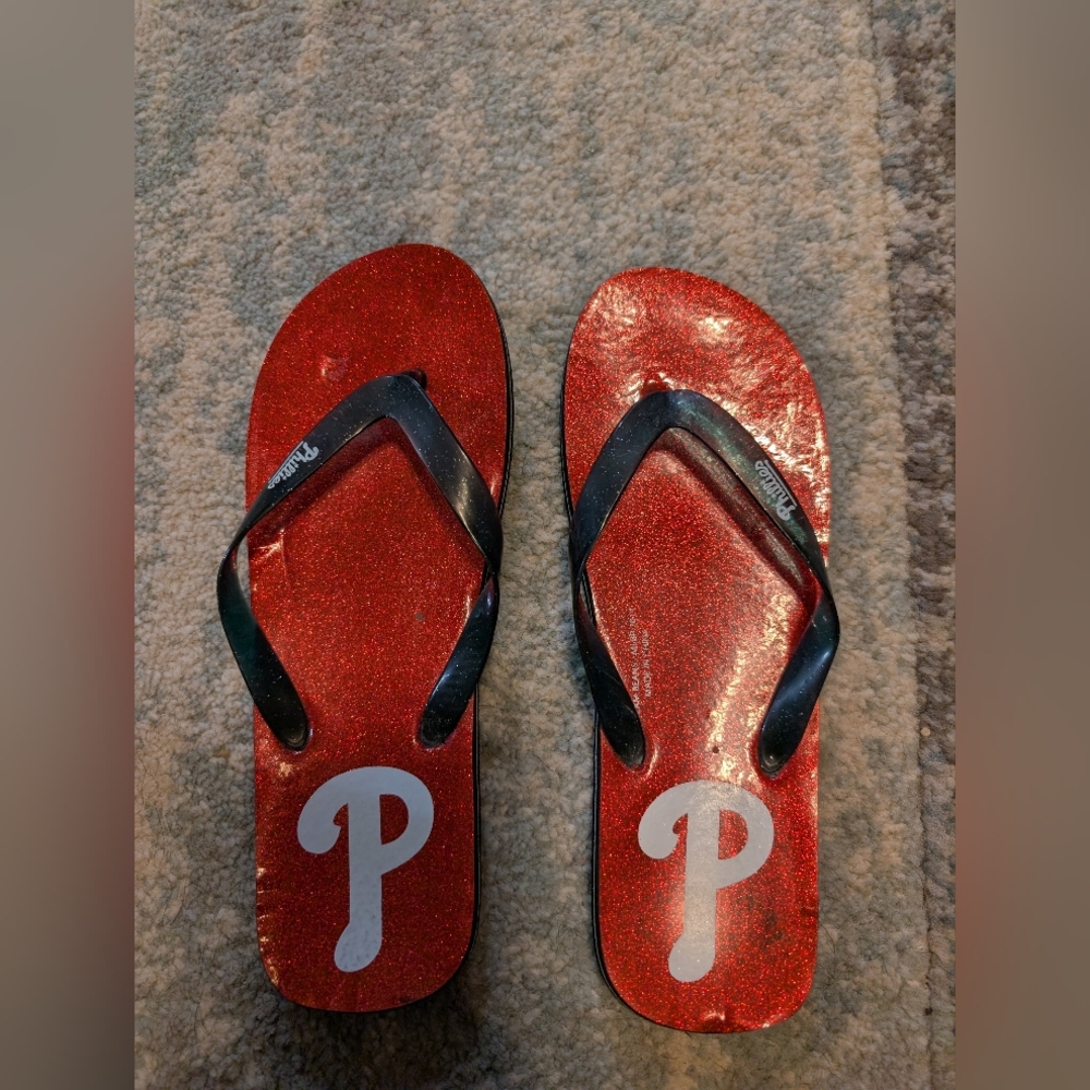 Women's Philadelphia Phillies Flip Flops & Canvas Shoes